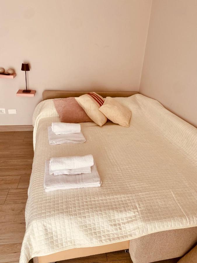Casa Cerasella Apartment เนเปิลส์ ภายนอก รูปภาพ